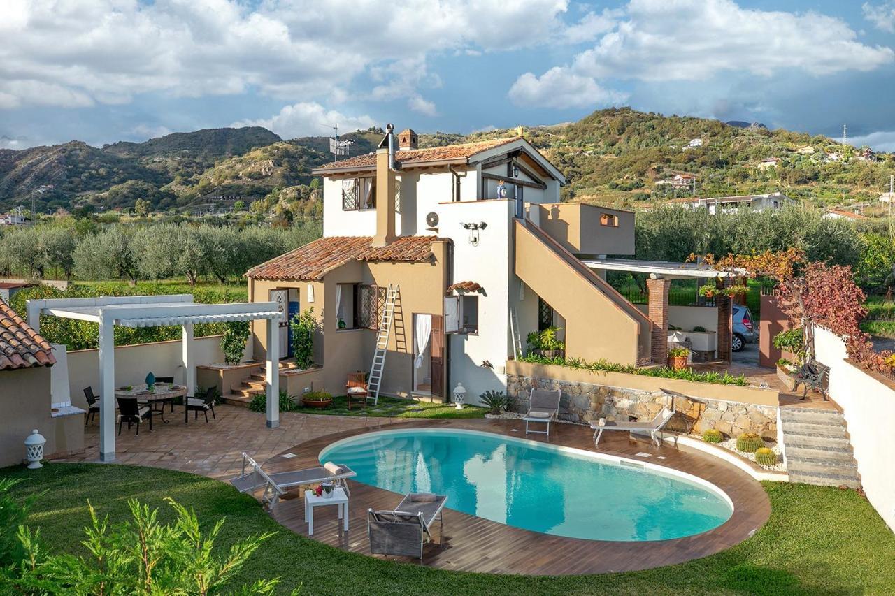 Villa Alcantara Di Charme Graniti Exterior foto